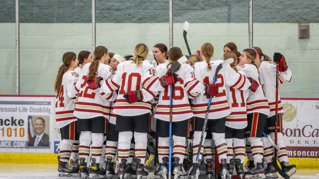 Hill-Murray vs Maple Grove girls Feb4 Jon Namyst4